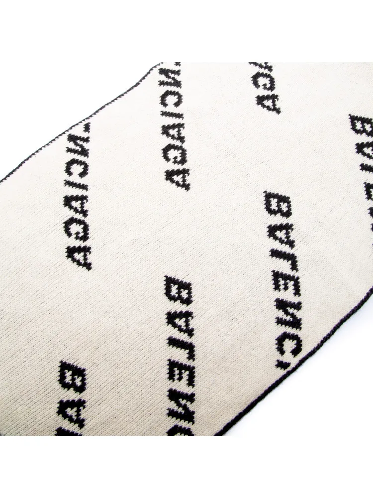 Balenciaga Scarf | Credomen