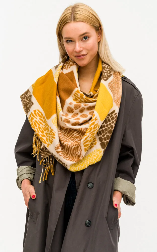 BASC6042 Animal Print Oblong Scarf w/Fringes