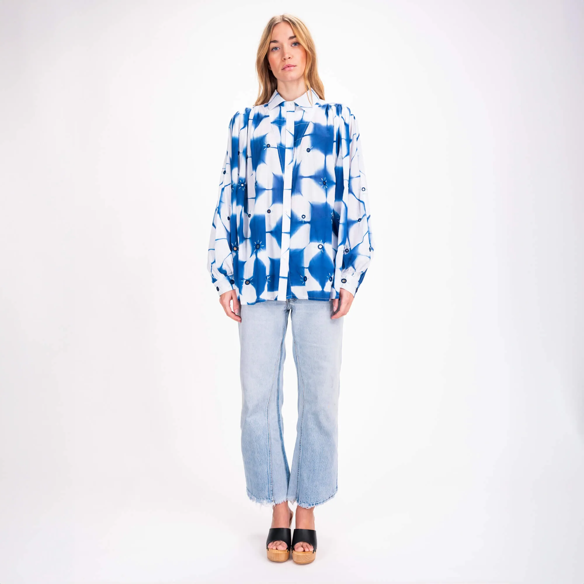 CRAMP DYE BLOUSE INDIGO/WHITE