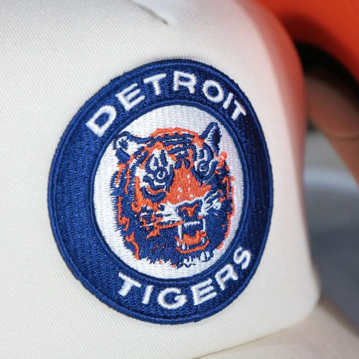 Detroit Tigers Cooperstown Evergreen Pro Orange bottom | Off White Trucker Hat