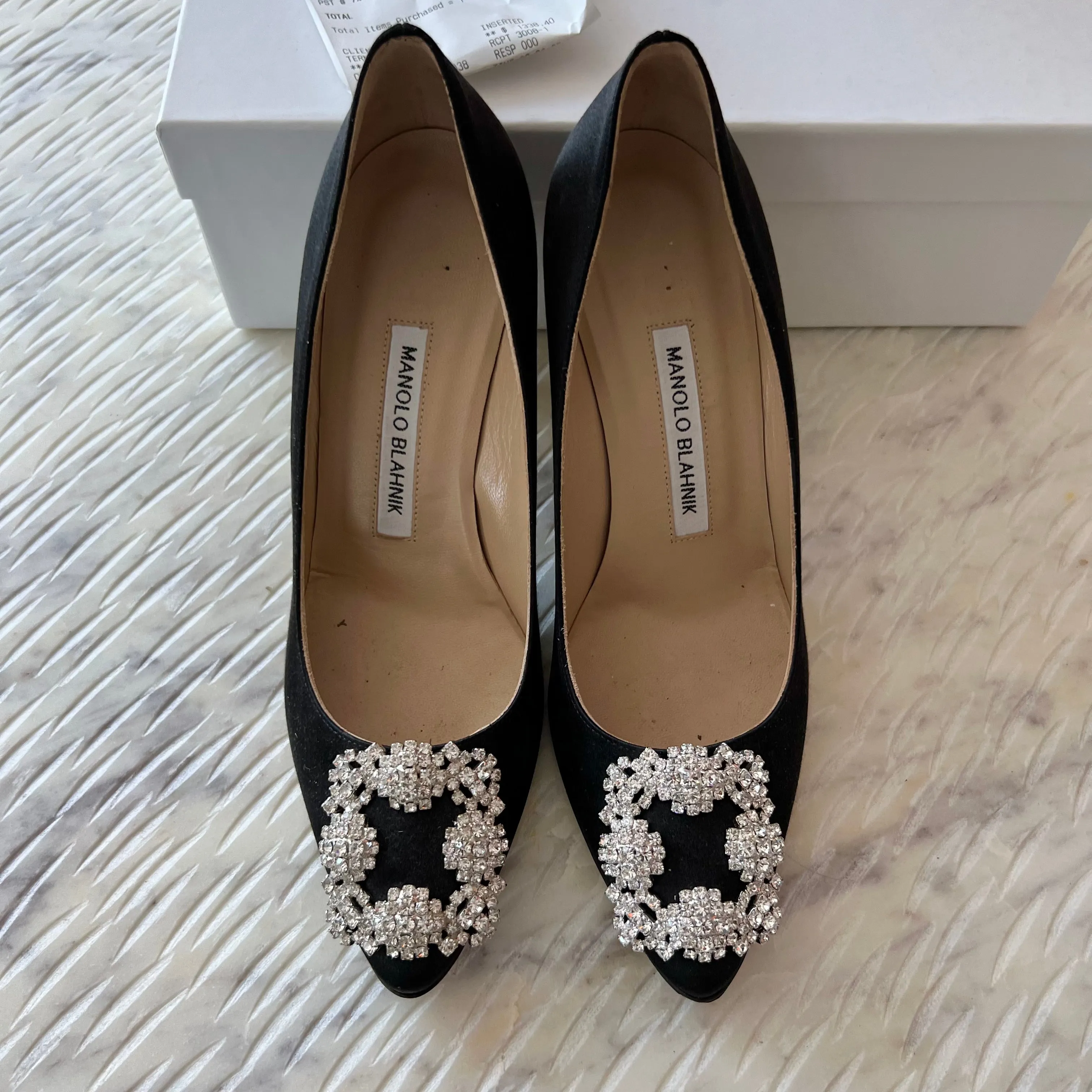 Manolo Blahnik Hangisi Heels