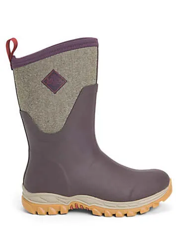 Red Arctic Sport Mid Wellington Boots by Muck Boots | Look Again