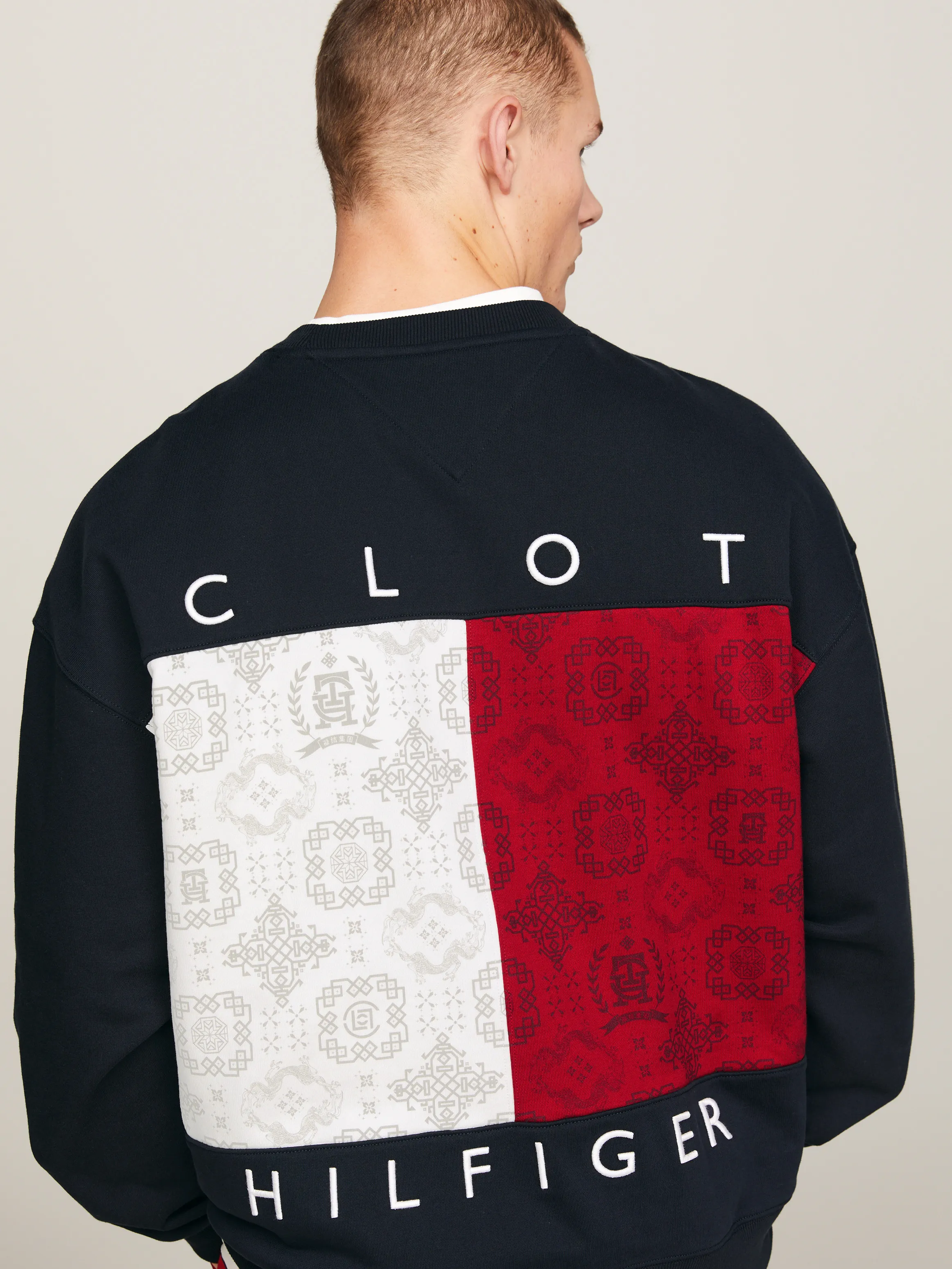 Tommy x CLOT Dual Gender Back Logo Flag Sweatshirt | Sweatshirts & Hoodies | Tommy Hilfiger