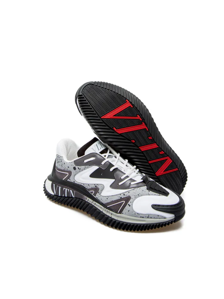 Valentino Wade Runner Sneaker | Credomen